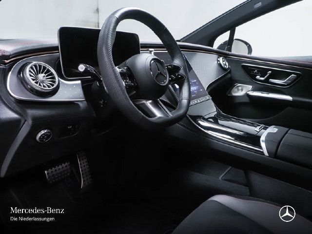 Mercedes-Benz EQE 300 Sedan