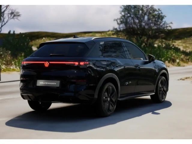 Volkswagen T-Roc 1.5 eTSI DSG R-Line Style