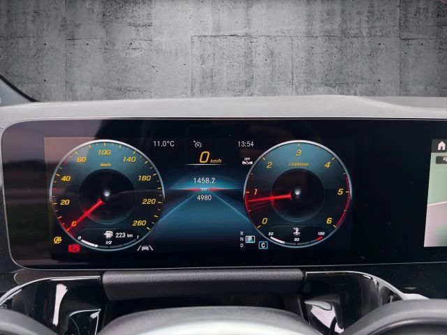 Mercedes-Benz GLA 220 4MATIC GLA 220 d