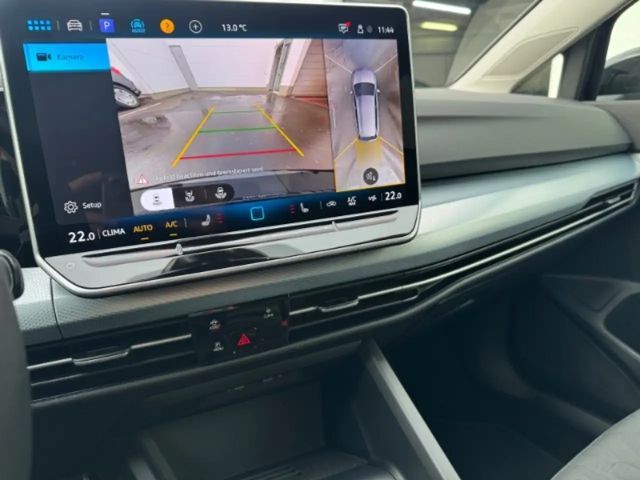 Volkswagen Golf 1.5 eTSI DSG Variant