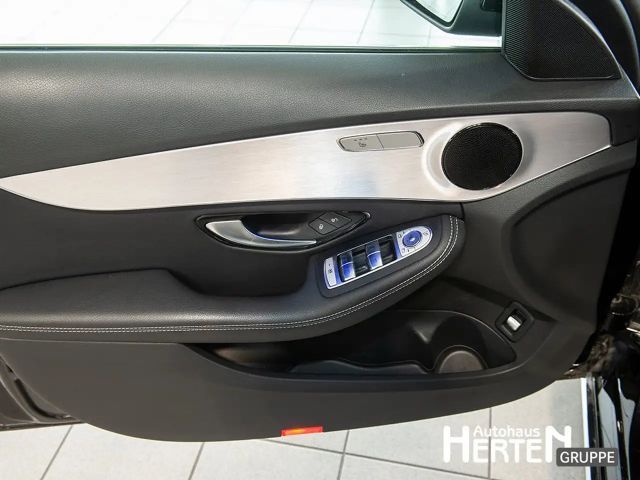Mercedes-Benz C 220 AVANTGARDE C 220 d Estate