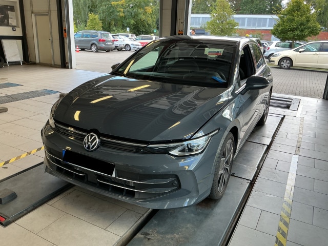 Volkswagen Golf 1.5 eTSI DSG Golf VIII
