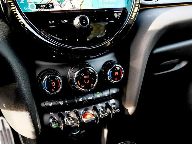 MINI Cooper JCW RFK DA PA DAB Apple CarPlay