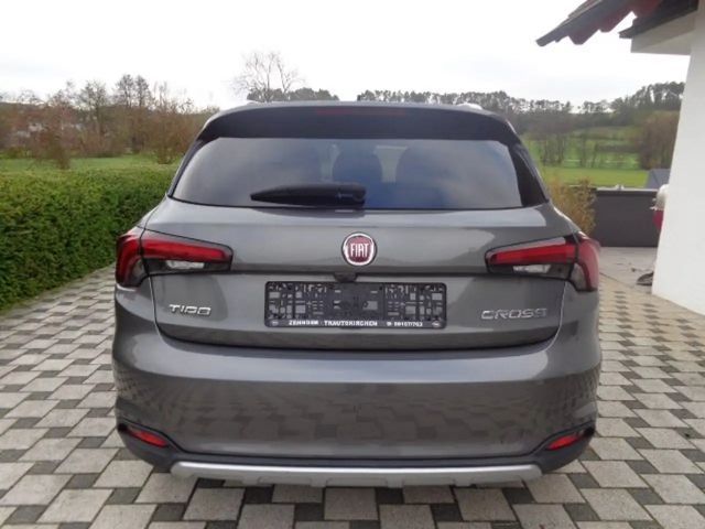 Fiat Tipo Cross