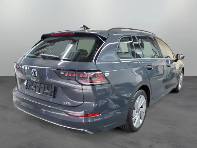 Volkswagen Golf 1.5 eTSI DSG Style Variant