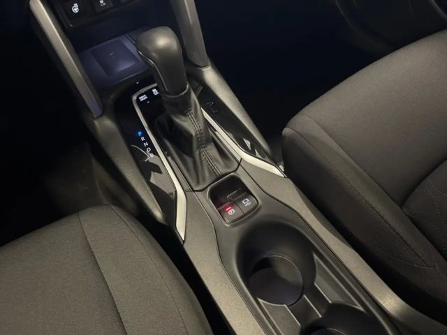 Toyota Corolla Cross Hybride Team D