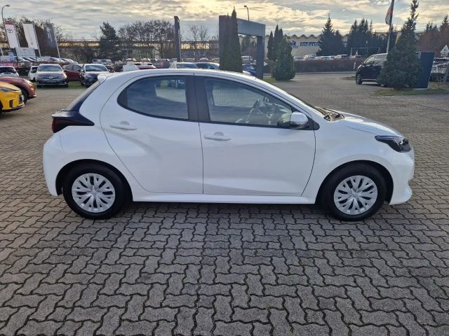 Toyota Yaris 1.0 VVT-i Comfort Hatchback