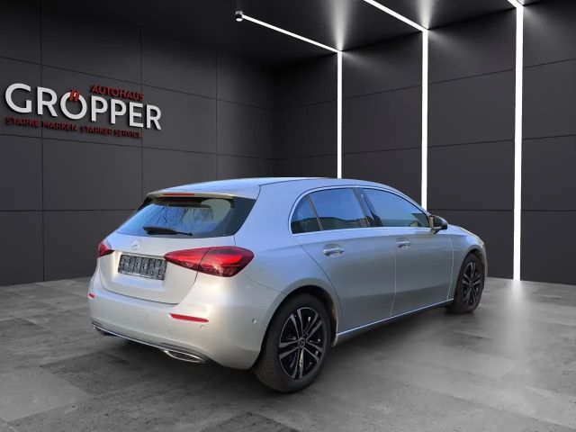 Mercedes-Benz A 200 Progressive