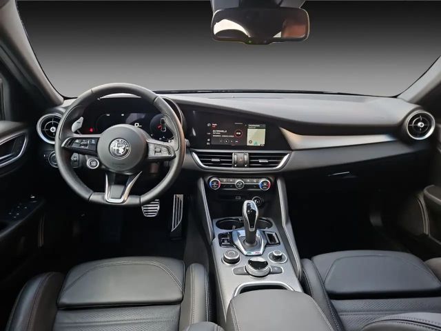 Alfa Romeo Giulia AT8 Q4 Veloce