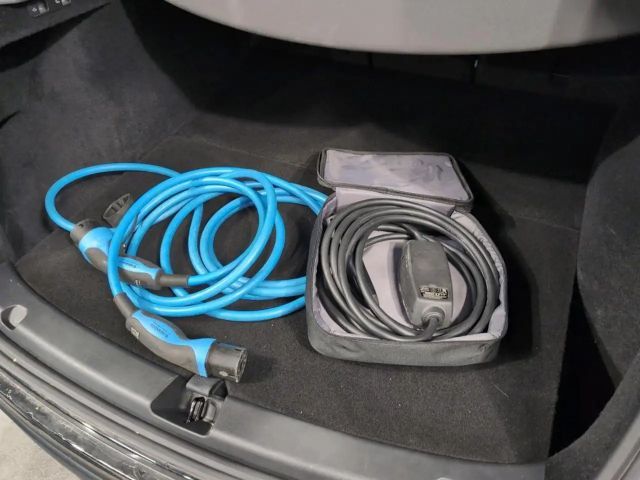 Tesla Model Y AWD Dual Motor Performance