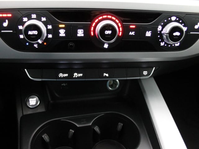 Audi A4 35 TFSI Avant S-Tronic