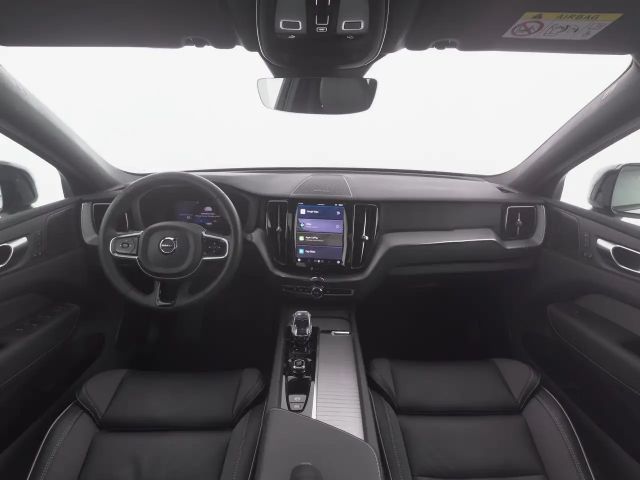 Volvo XC60 Dark Plus