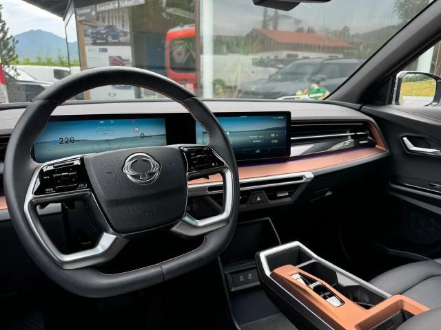 SsangYong Torres EVX 72kw Titanium E4a