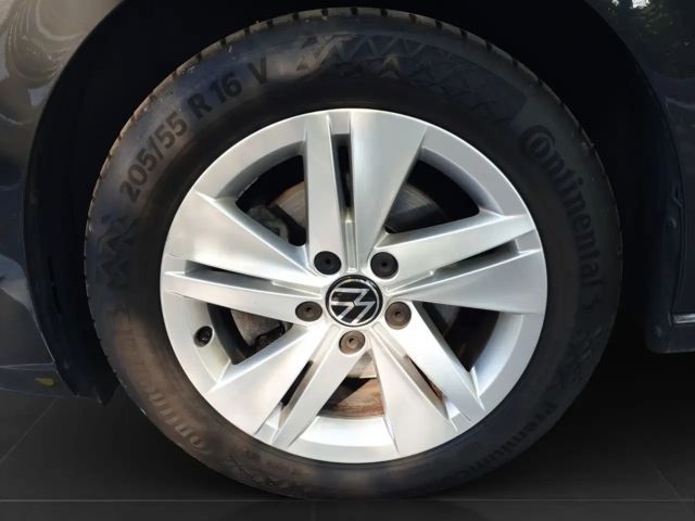 Volkswagen Golf 2.0 TDI DSG Life