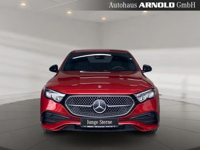 Mercedes-Benz E 220 AMG Line E 220 d Sedan