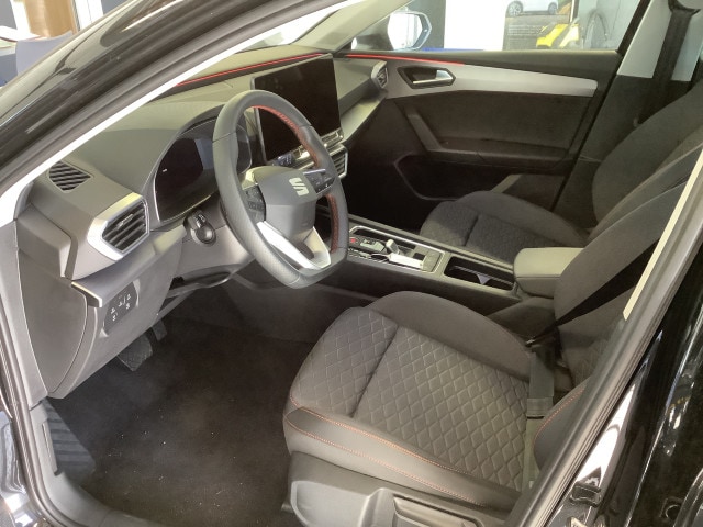 Seat Leon 1.5 eTSI FR-lijn Sportstourer