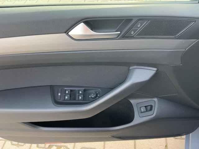Volkswagen Passat 1.5 TSI DSG Variant