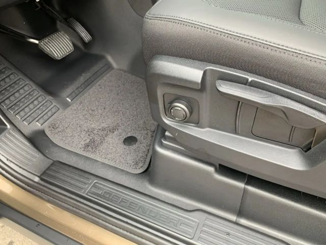 Land Rover Defender 90 AWD D200 S