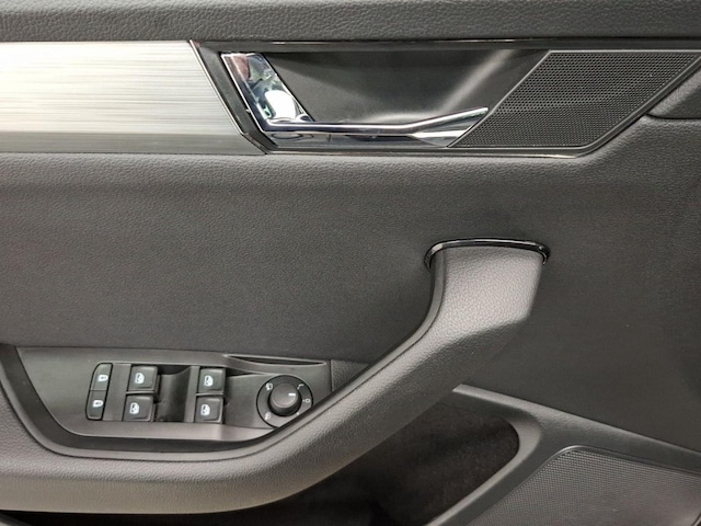 Skoda Superb 2.0 TDI Combi