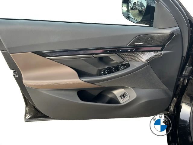 BMW 520 520i M-Sport Sedan