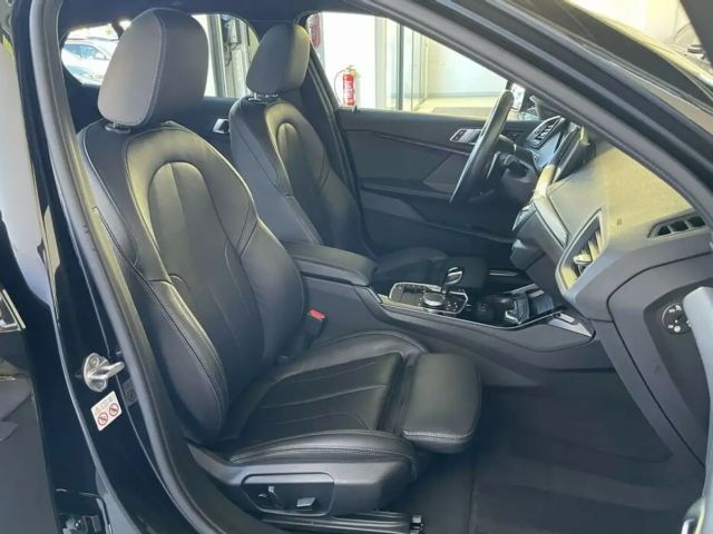 BMW 120 120d Sedan xDrive