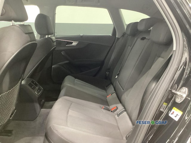 Audi A4 40 TDI Avant Quattro S-Line S-Tronic