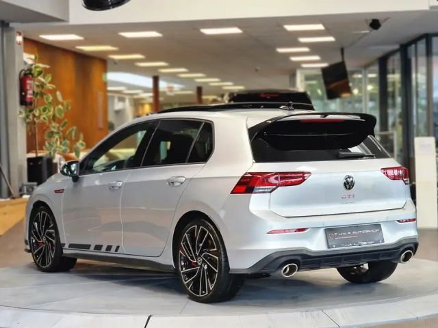 Volkswagen Golf DSG GTI
