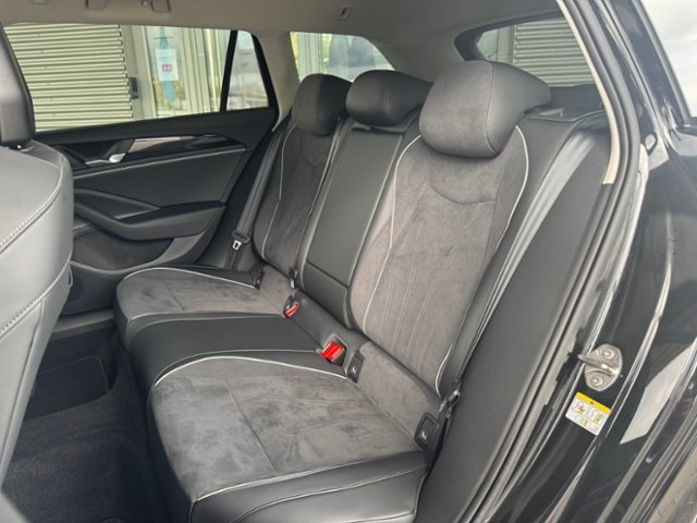 Volkswagen Passat 1.5 eTSI DSG Variant