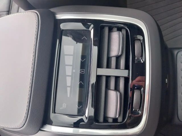 Volvo XC90 AWD Bright Recharge Ultra