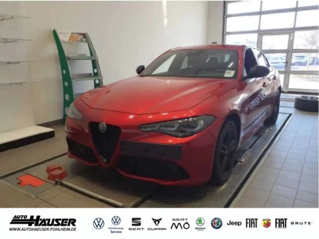 Alfa Romeo Giulia AT8 Q4 Turbo Veloce