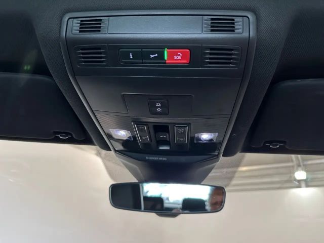 Volkswagen T-Roc 1.5 TSI DSG R-Line