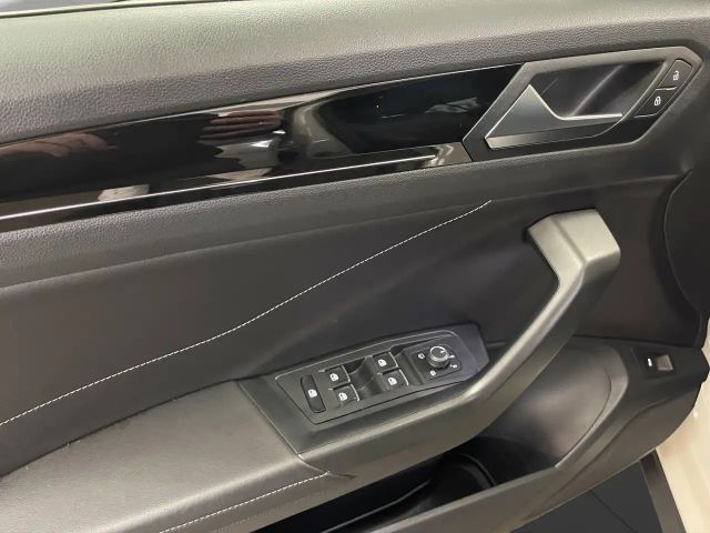 Volkswagen T-Roc 2.0 TSI R-Line