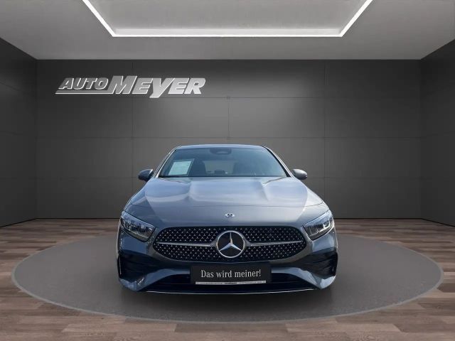 Mercedes-Benz A 180 AMG Line