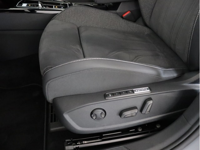 Volkswagen Golf 1.5 eTSI DSG Golf VIII