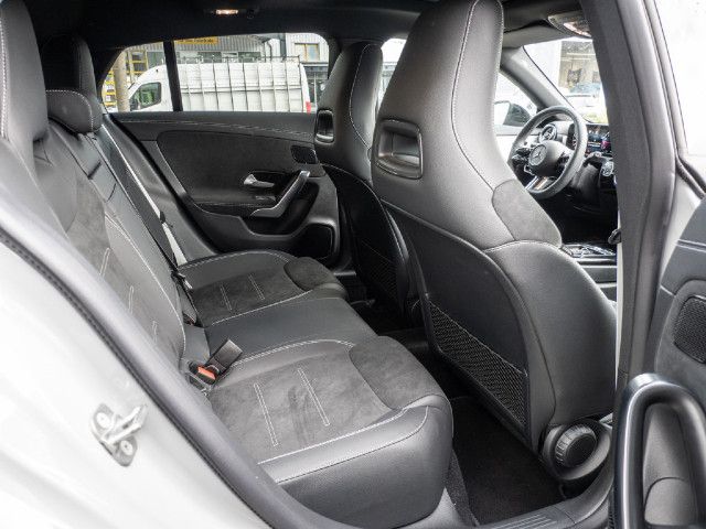 Mercedes-Benz CLA 180 Shooting Brake