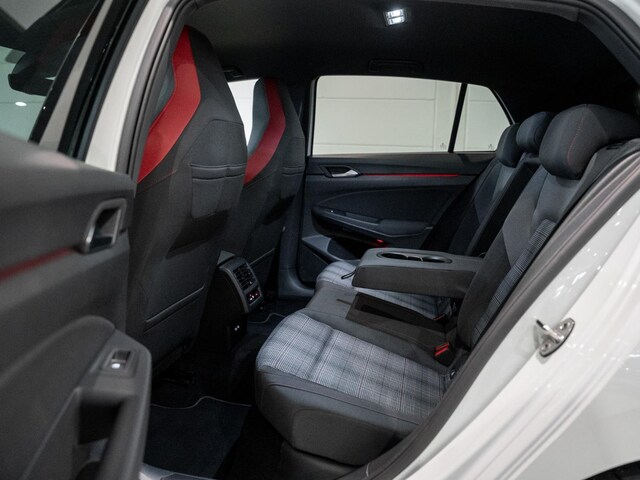 Volkswagen Golf 2.0 TSI Golf VIII