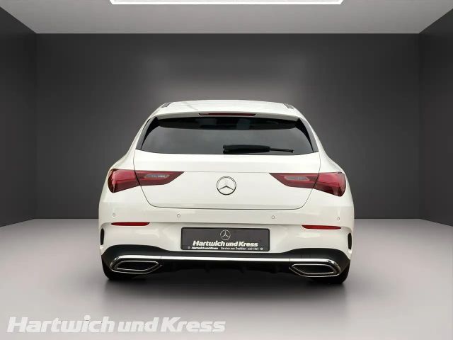 Mercedes-Benz CLA 180 AMG Line Shooting Brake