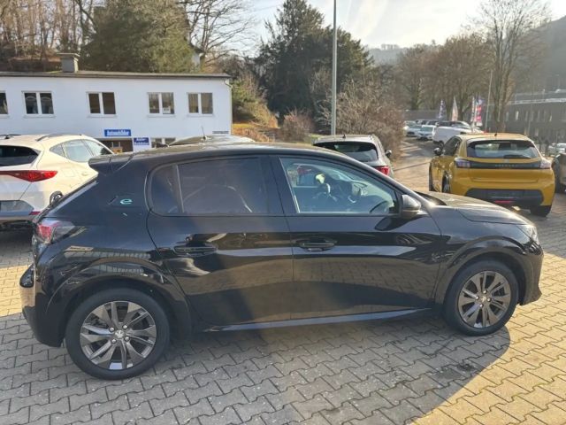 Peugeot 208 Allure Pack