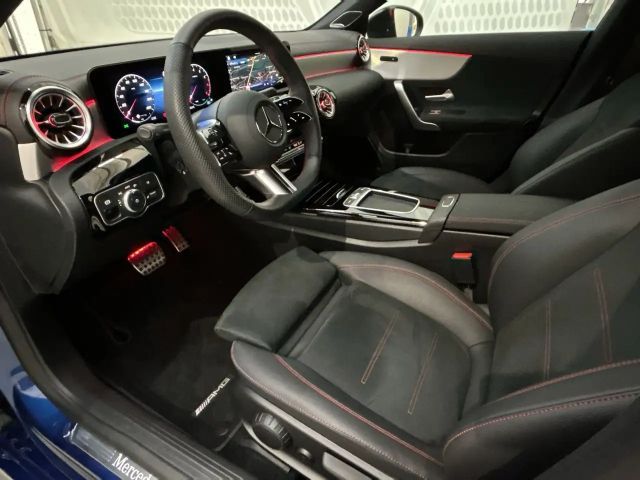 Mercedes-Benz CLA 200 AMG Line Coupé Premium