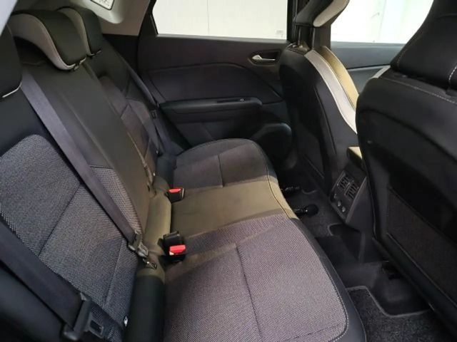 Renault Captur EDC Intens TCe 140