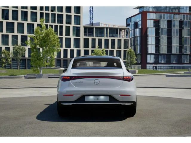 Mercedes-Benz EQE 300 Sedan