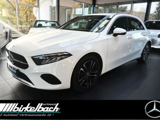 Mercedes-Benz A 200 Progressive