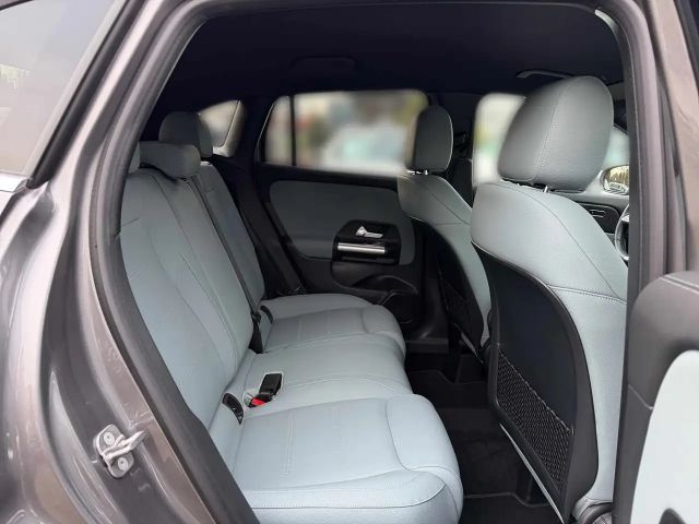 Mercedes-Benz GLA 220 4MATIC Progressive