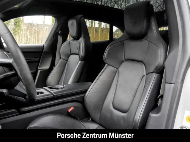 Porsche Taycan 4S Cross Turismo