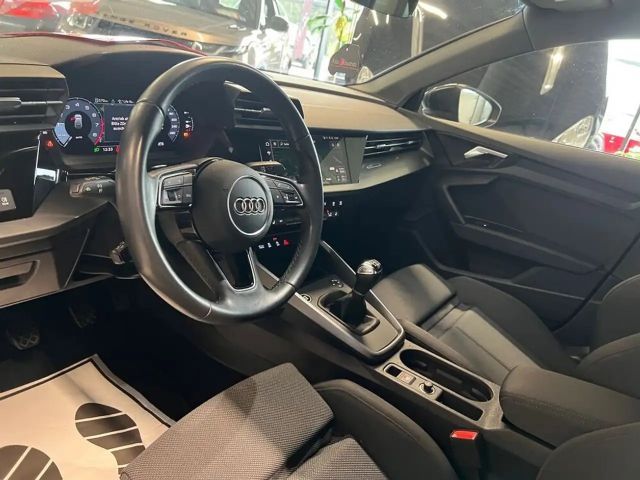 Audi A3 30 TFSI Sedan Sport