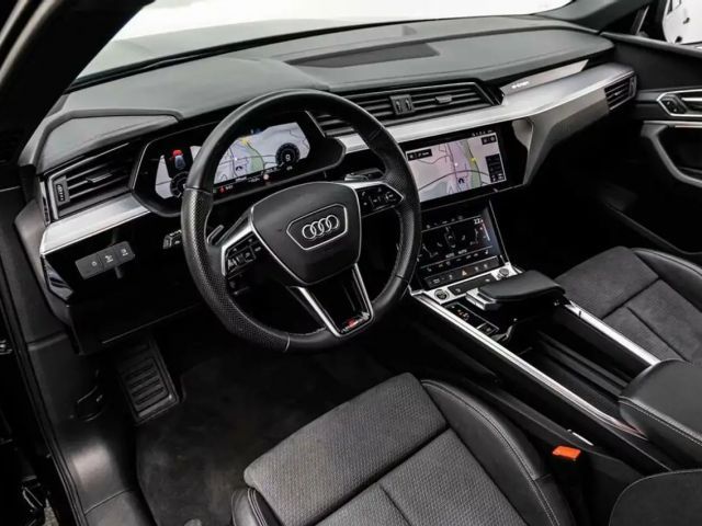 Audi e-tron 55 S-Line