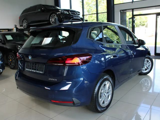 BMW 220 220i Active Tourer