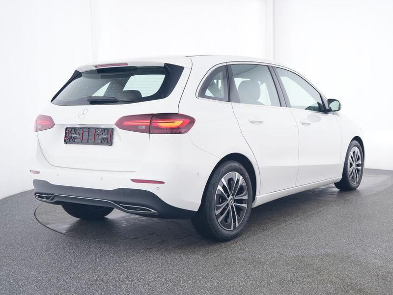 Mercedes-Benz B 180 Progressive Sedan