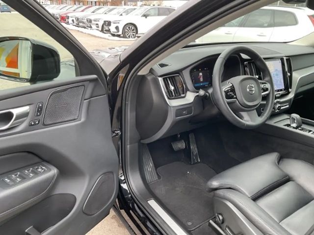 Volvo XC60 Dark Plus