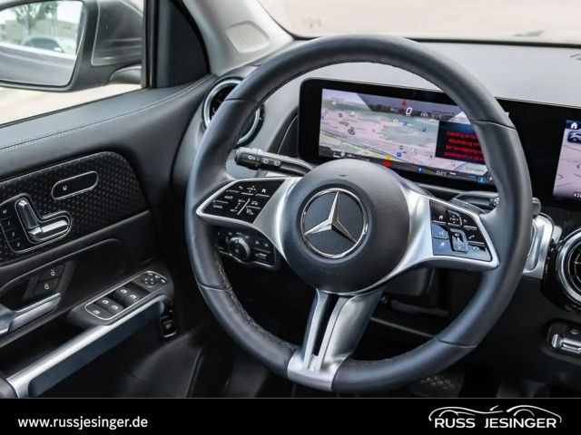 Mercedes-Benz GLB 220 4MATIC Progressive